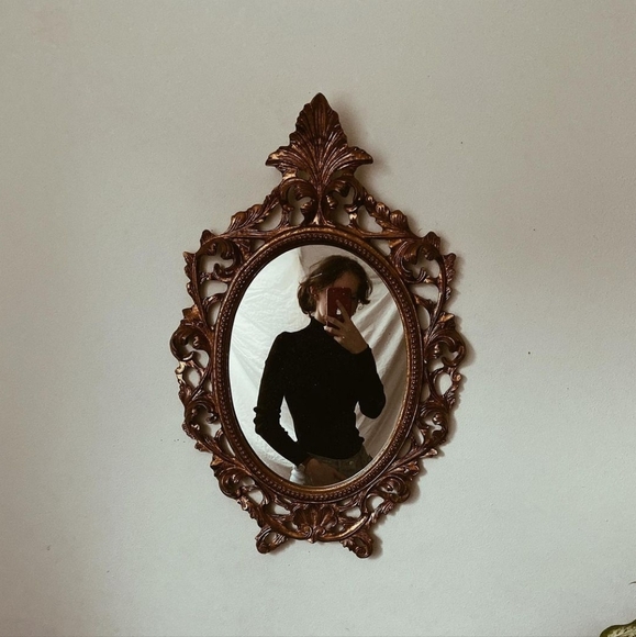 Meet your Posher, Emma - Picture 1 of 1